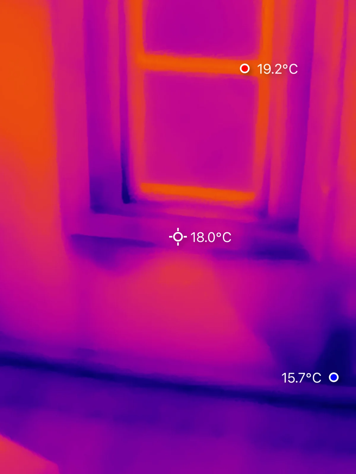 Thermal camera scan of ceiling showing heat loss patterns